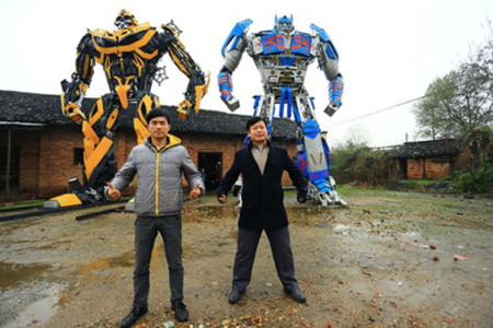 Bricopasión™: Móntate unos Transformers con piezas de desguace... y ya tienes negocio