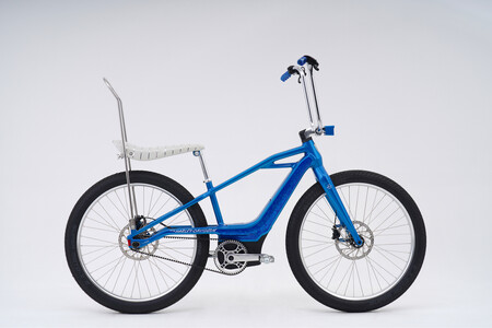 Mosh Chop Right Profile