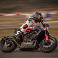 Bottpower le mete mano a la Yamaha XSR900 y la convierte en una naked radical con un kit que cuesta 5.000 euros