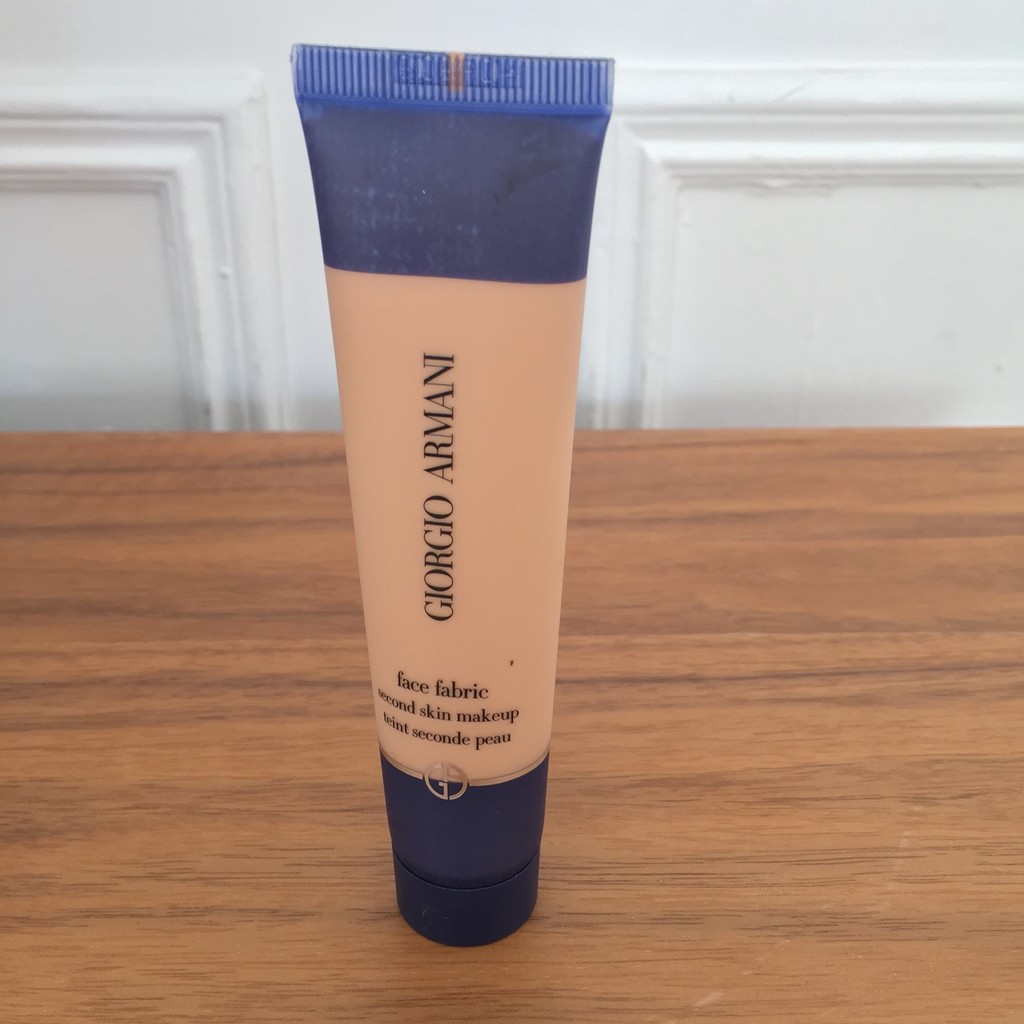 Probamos la nueva base maquillaje Face Fabric de Armani