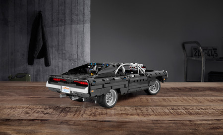 LEGO Technic Dom's Dodge Charger
