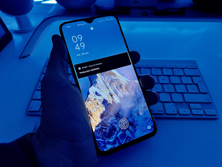 Stop ladrones: esta app para Android fotografía a la persona que coge el móvil sin tu permiso