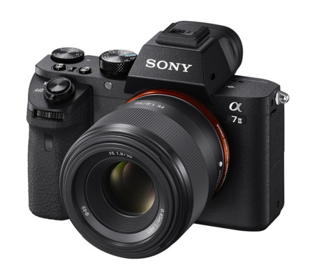 Dos nuevos objetivos para Sony FE: zoom 70-300 mm y 50mm f/1.8