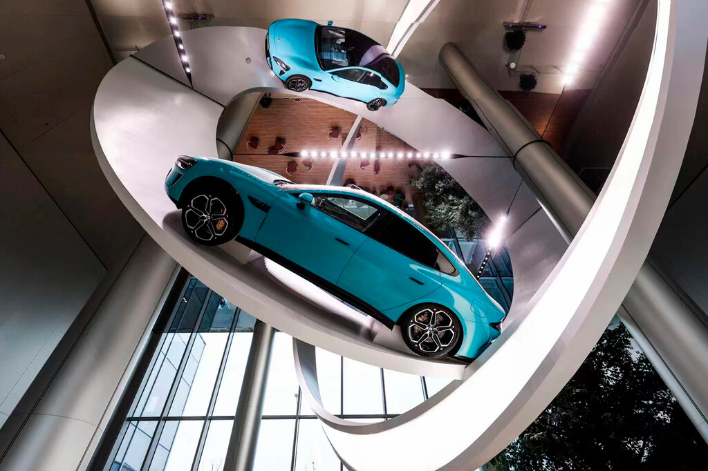 Xiaomi parece haber encontrado la solución a la “muerte de éxito”: la entrega de sus coches eléctricos llegarán antes de lo esperado 