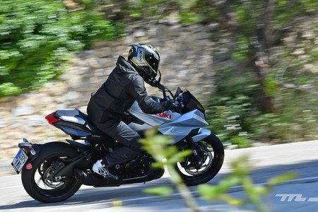 Suzuki Katana 125R: una Suzuki GSX-S125 disfrazada de moto retro y válida para el carnet de coche