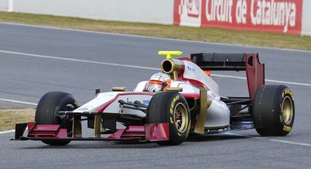 El HRT F112 ya rueda en pista