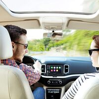 Actualiza tu coche con esta pantalla multimedia Sony rebajada en Amazon: CarPlay, GPS, manos libres, aviso de radares y mucho más