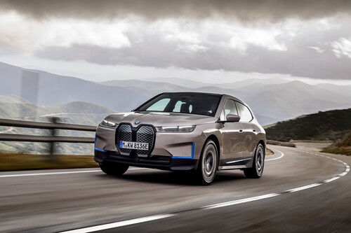 El BMW iX evoluciona la gama i: un SUV eléctrico y conectado, con más de 600 km de autonomía
