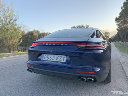 Porsche Panamera Turbo S E-Hybrid trasera