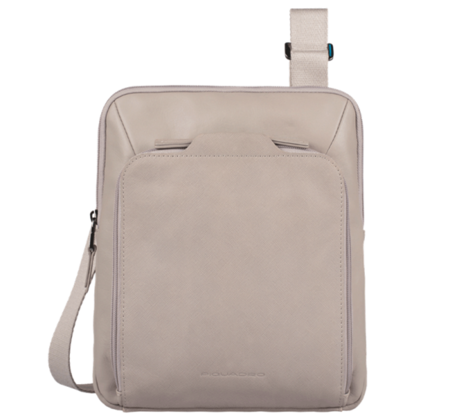 Sencillamente elegante: bandolera básica de Piquadro