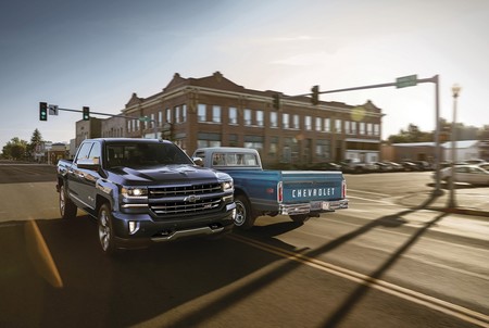Centennial Edition Silverado And C10 01
