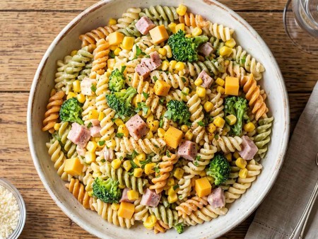 Cómo hacer ensalada de pasta fría cremosa con 1 lata de elotes: la receta más fácil y deliciosa para el fin de semana
