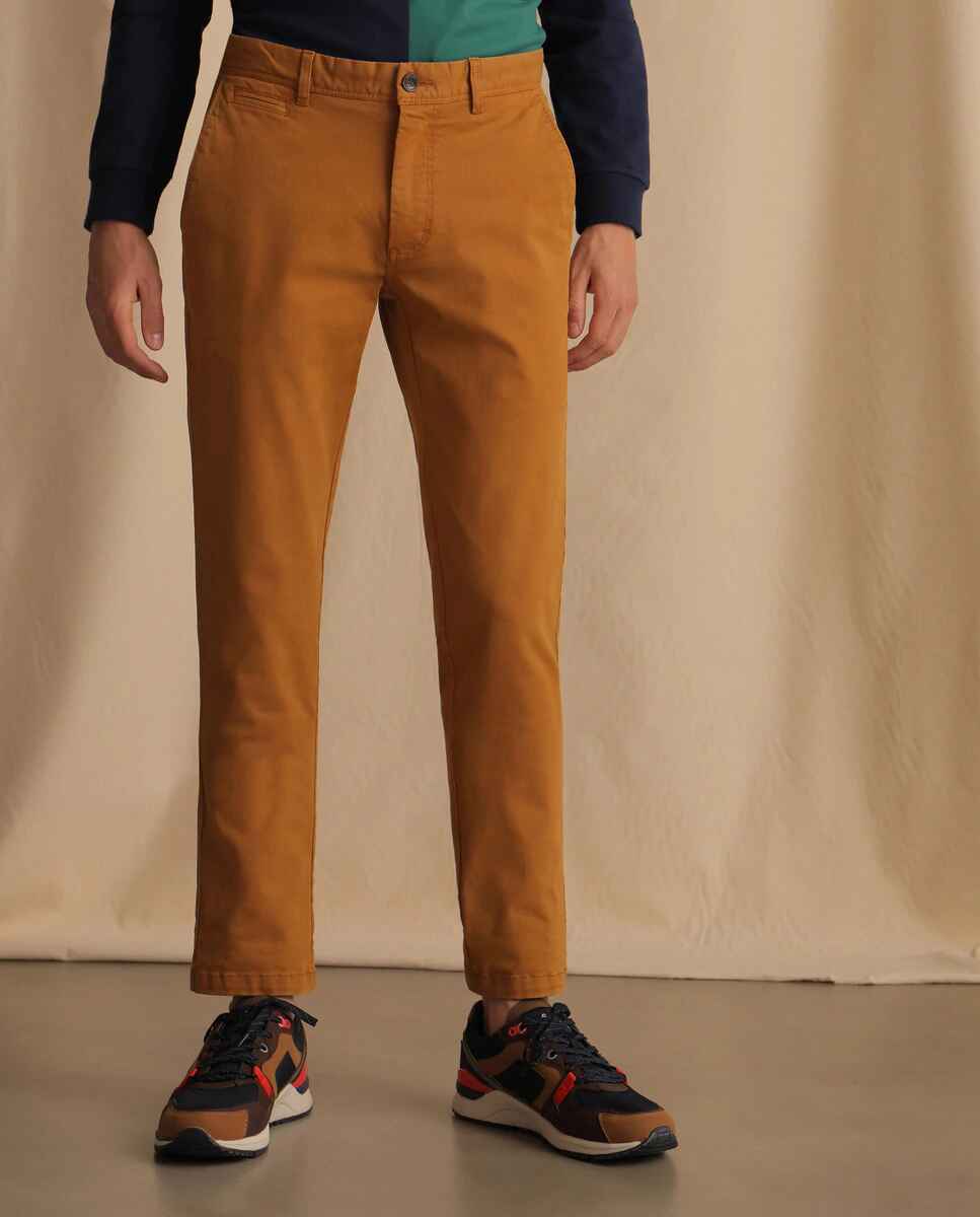 Chino de hombre slim beige