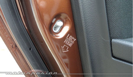 Mazda3 1.6 CRTD 115 cv protección infantil