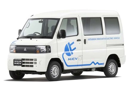 Mitsubishi comienza con los pedidos de su furgoneta eléctrica, la MINICAB-MiEV