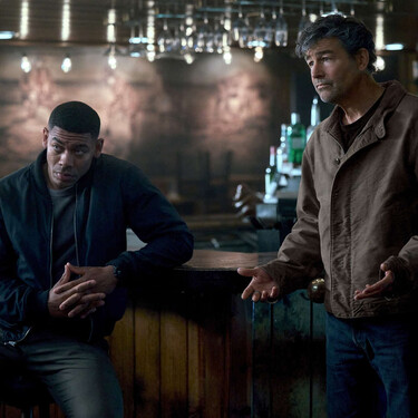 Aaron Pierre Kyle Chandler 0