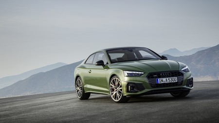El nuevo Audi A5 estrena motores microhíbridos de hasta 347 CV y una parrilla aún más grande