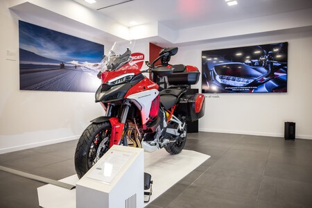 Ducati Tienda Pop Up Paris 001