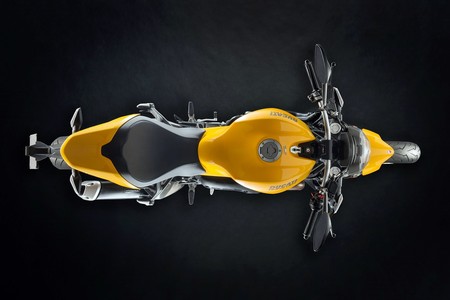 Ducati Monster 821 2018 1