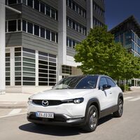 ¡Es oficial! El Mazda MX-30 tendrá una versión híbrida enchufable con motor rotativo en 2022 y le acompañarán otros dos SUV PHEV