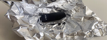 Hay gente envolviendo su mando de coche en papel de aluminio para que no se lo roben. Y puede que tengan razón