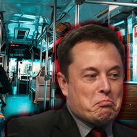 "Los autobuses dejarán de ser necesarios". Elon Musk está convencido de que sus robotaxis dejarán obsoleto al transporte público porque serán igual de baratos. Seguramente no