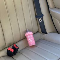 Leche materna, 108 huevos o una motosierra. Estos son los objetos perdidos más locos que han aparecido en los coches de Uber el año pasado 