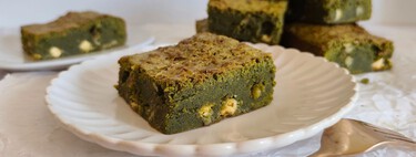 Brownie de matcha, la versión japonesa del postre de chocolate más conocido 