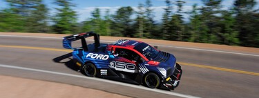 Esta pick-up de Ford humilló a nueve superdeportivos en una sola carrera: su motor eléctrico es una bestia 