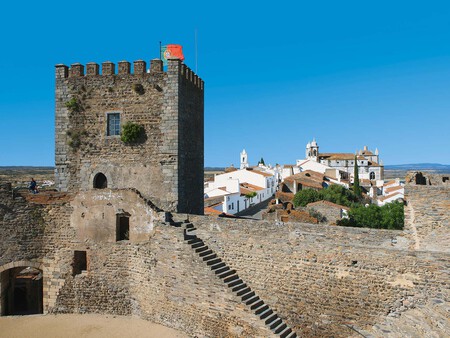 Vista De Monsaraz Desde El Castillo C Visit Alentejo