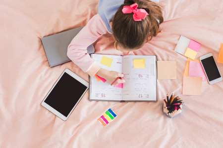 15 agendas originales y divertidas para afrontar el curso con energía (¡las querrás todas!)