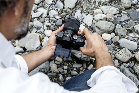 Sony confirma estar desarrollando un nuevo modelo que sustituirá a la A7S II este verano y podría ofrecer grabación de vídeo RAW
