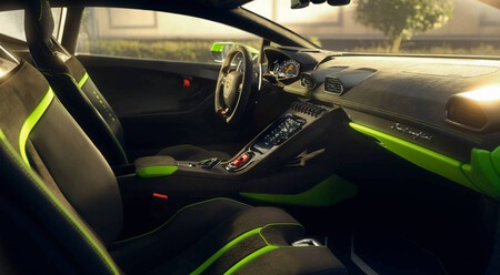 Lamborghini Huracan Tecnica 6