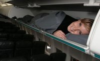 Cabinas de equipaje para dormir en largos trayectos