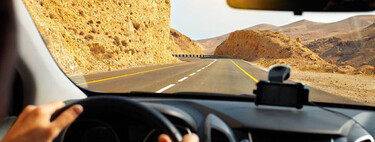 La DGT dice que puedes ahorrar hasta 500 euros en gasolina al año con sus consejos, pero no todos tienen sentido