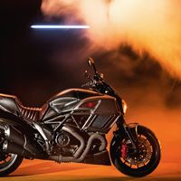 666 unidades de la Ducati Diavel Diesel, la moto del demonio encerrado en Borgo Panigale