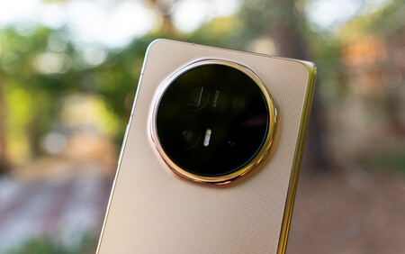 Honor Magic V6