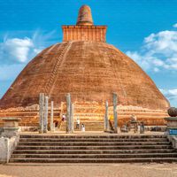 Hace 1.700 años se construyó una megastructura para la eternidad: hoy sigue dominando Sri Lanka