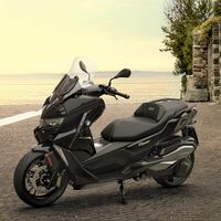 Los BMW C 400 X y C 400 GT para el carnet A2 reciben un lavado de cara con motores Euro5, los mismos 34 CV y otros cambios menores