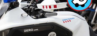 Los Mossos ya no hacen los controles como antes por culpa de Google Maps y Waze: "En diez minutos todo el mundo sabe que estamos allí" 