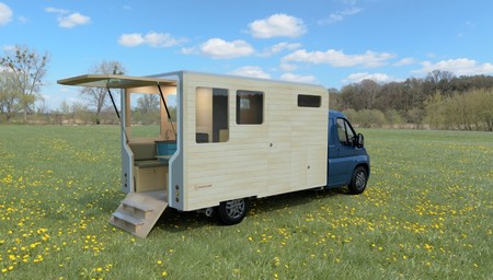 Esta versátil autocaravana modular tiene dos plantas, cocina completa y se convierte en una casa independiente