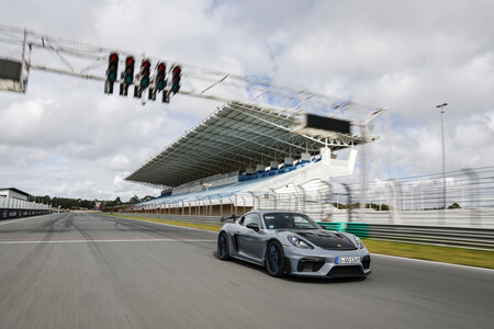 Porsche 718 Cayman GT4 RS Prueba Contacto 64
