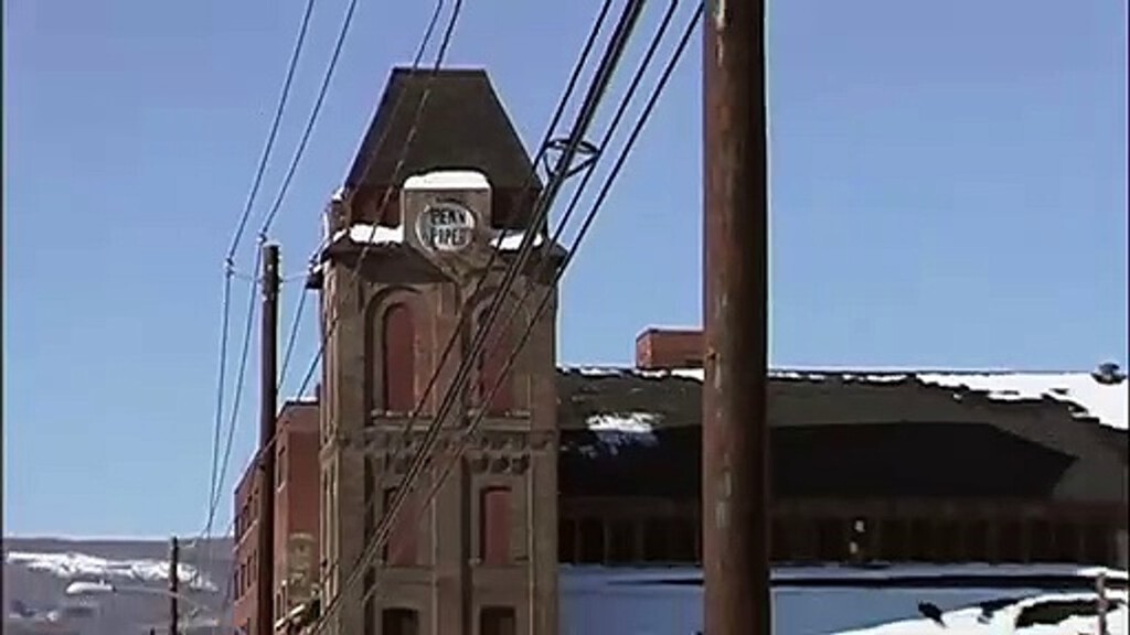 Todos hemos visto el primer trabajo como director de John Krasinski cientos de veces, pero pocos lo saben