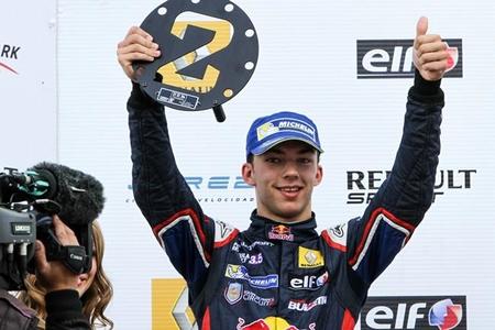 Red Bull vuelve a la GP2: Pierre Gasly se une al equipo Caterham