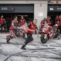 Ducati está furiosa porque cree que Honda y Yamaha no se están esforzando en Superbikes: "Es muy fácil quejarse de los que hacen bien su trabajo" 
