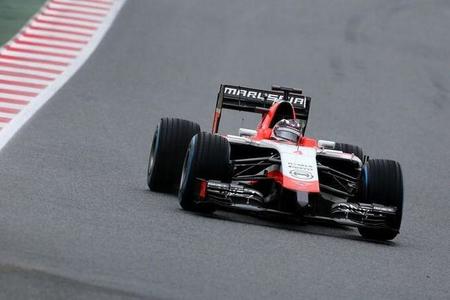Max Chilton sorprende y marca el mejor tiempo en un día de claroscuros