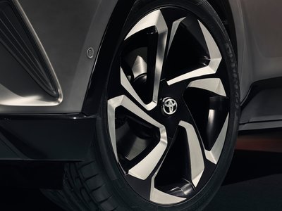 ¡El tamaño importa! Cuidado con las llantas Monster Truck 