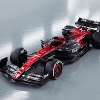 Este es el último Alfa Romeo de Fórmula 1: el C43 se pasa al rojinegro y nos enseña el primer coche real para 2023