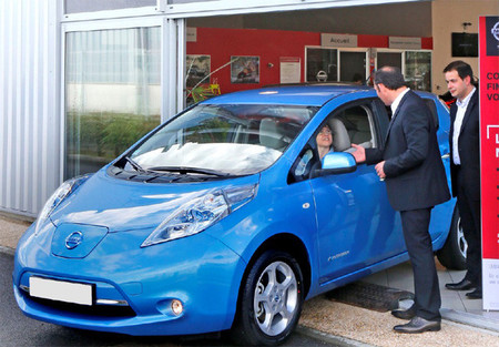 Mayo 2013: las matriculaciones de vehículos eléctricos se desmarcan de las de híbridos