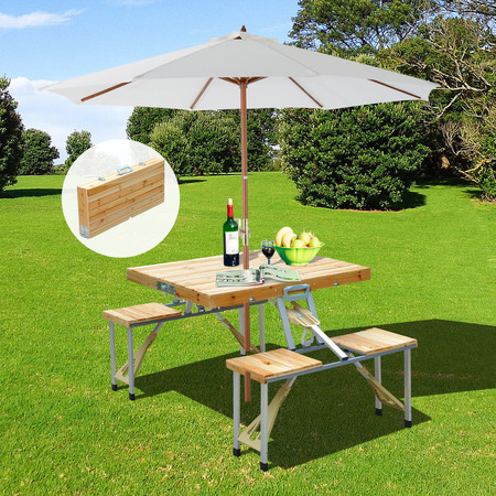 Super Weekend eBay: mesa de camping plegable de madera con cuatro asientos por 47,99 euros
